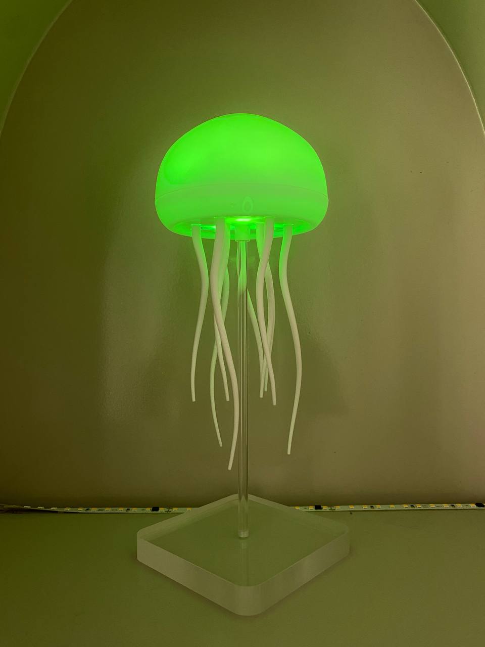 Lámpara Medusa Mágica 7 Colores – Movimiento Real y Modo Sensorial